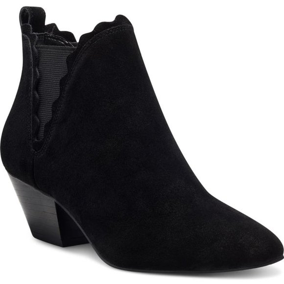 Sole Society Shoes - NEW Sole Society Women Candrah Black Scalloped Beatle Chelsea V Gore Side Panel